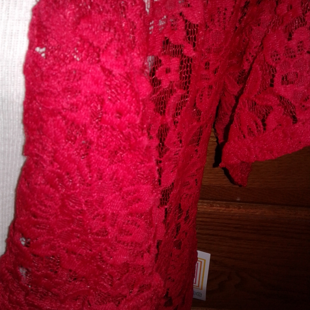 Red Lularoe Lace Monroe Top blouse shirt cover up - Picture 6 of 8